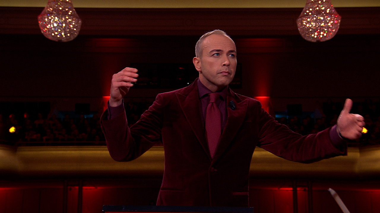 Jamai Loman zonder baton in Maestro