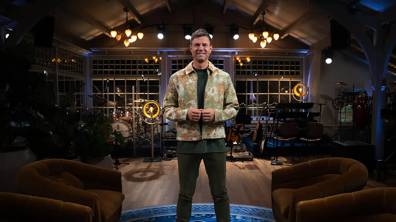 Simon Keizer presenteert Onvergetelijke Liedjes