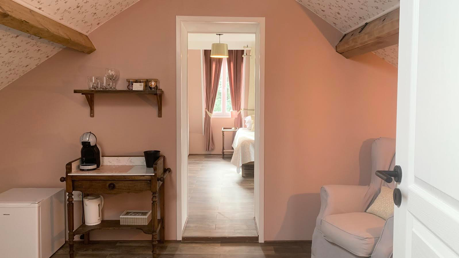 Ik Vertrek Even Weg Update 2024 Erik Brigitte Chambre Rose