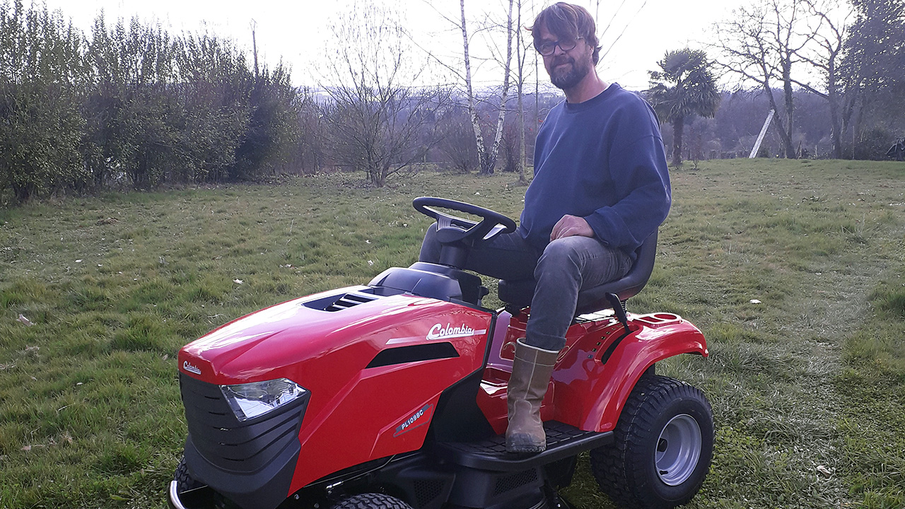 Patrick op de maaier