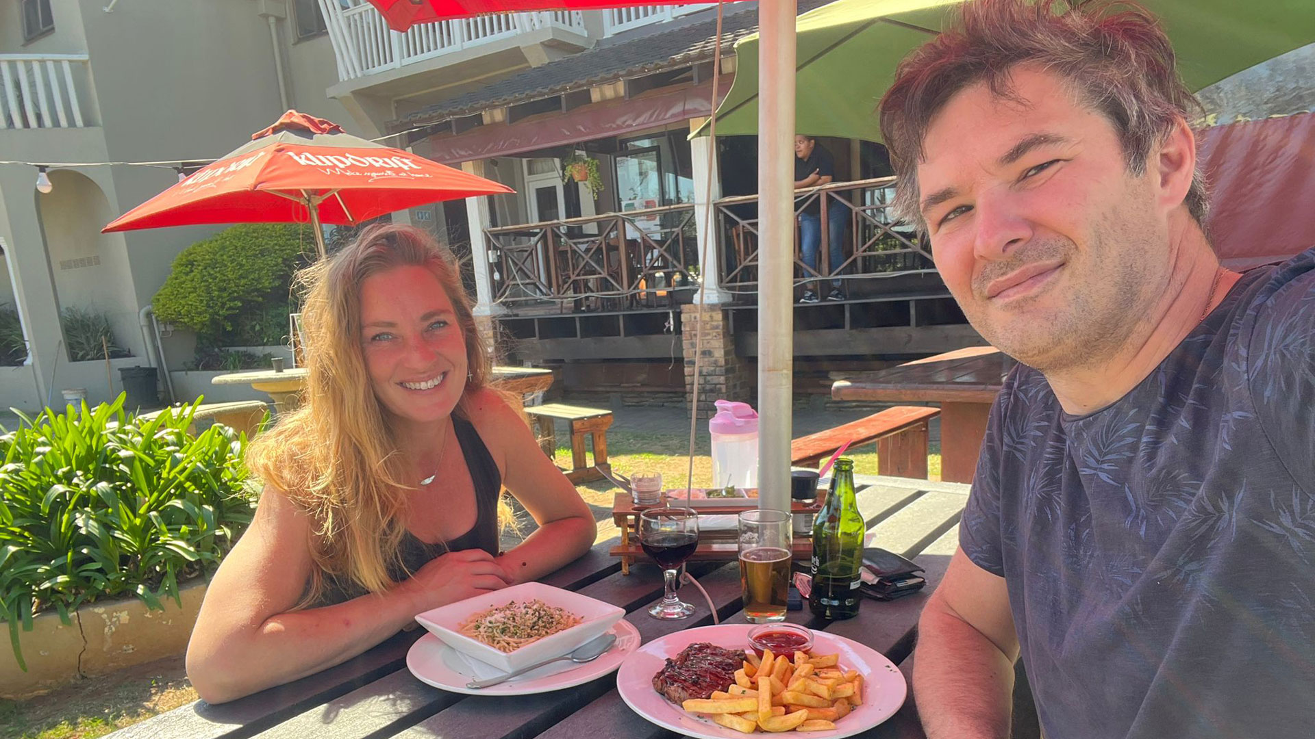 Update Sven Tamara Uiteten