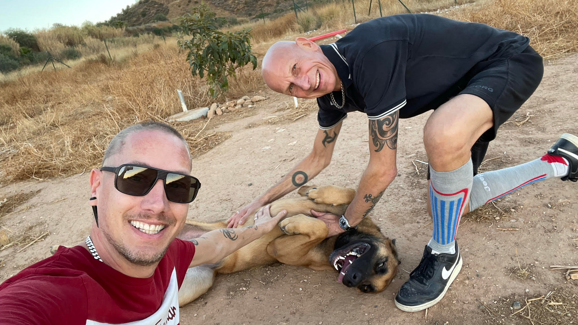 Ik Vertrek - Hoe gaat het met Bert en Thomas, hond Loui