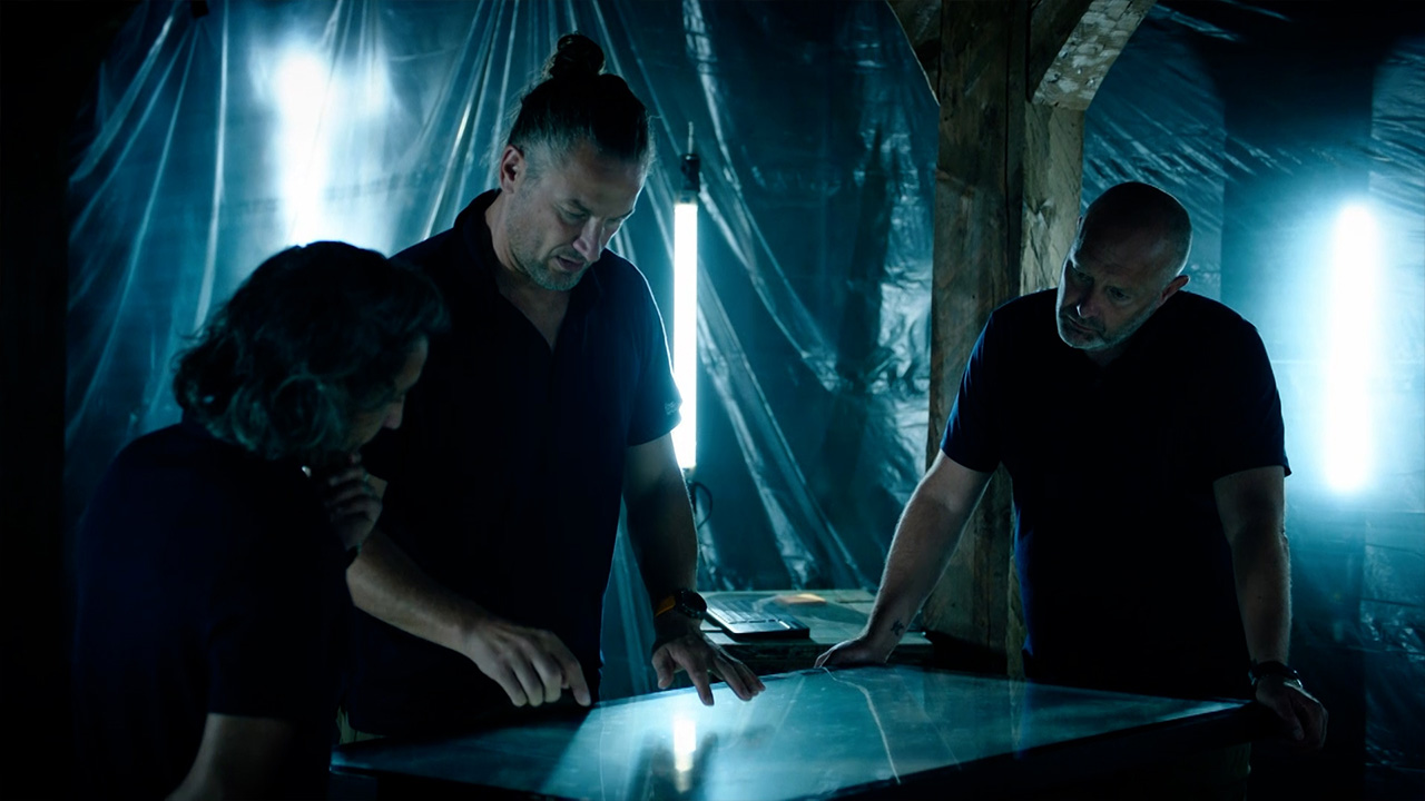 Onder de leiding van Marcel worden de plannen gesmeed